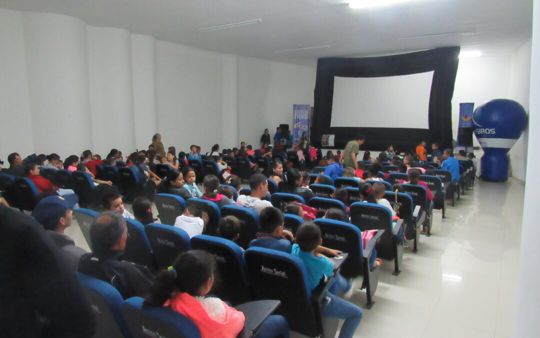 Cine bajo la estrellas